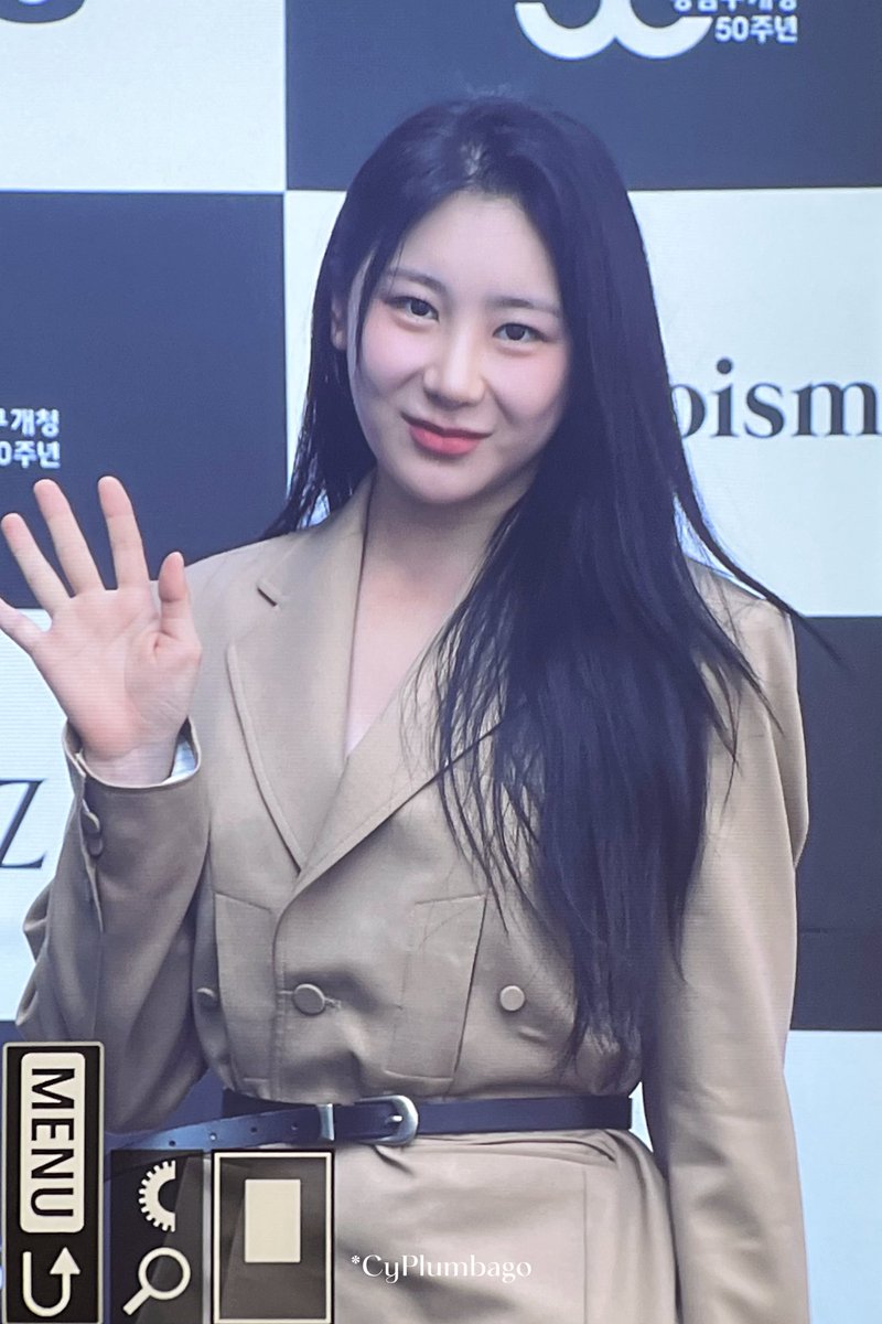 250926 브랜드 행사 포토월 프리뷰
🫶🏻

#이채연 #LEECHAEYEON