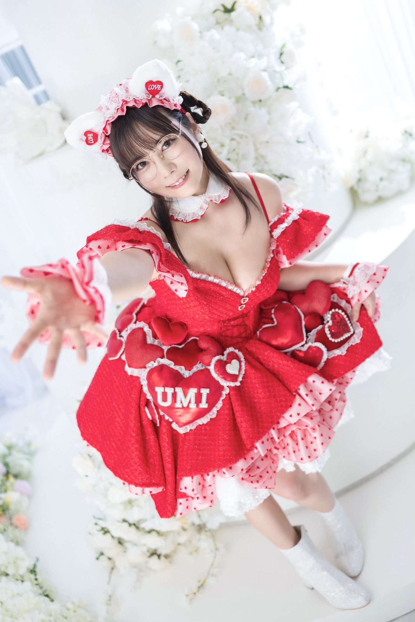 ヒップ100cm「東雲うみちゃん」！エロくて可愛い次元を超えた女神