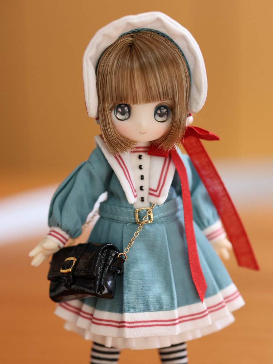 油絵 専用 遠足に来た かわいいマロンちゃん 油絵 専用 遠足に来た