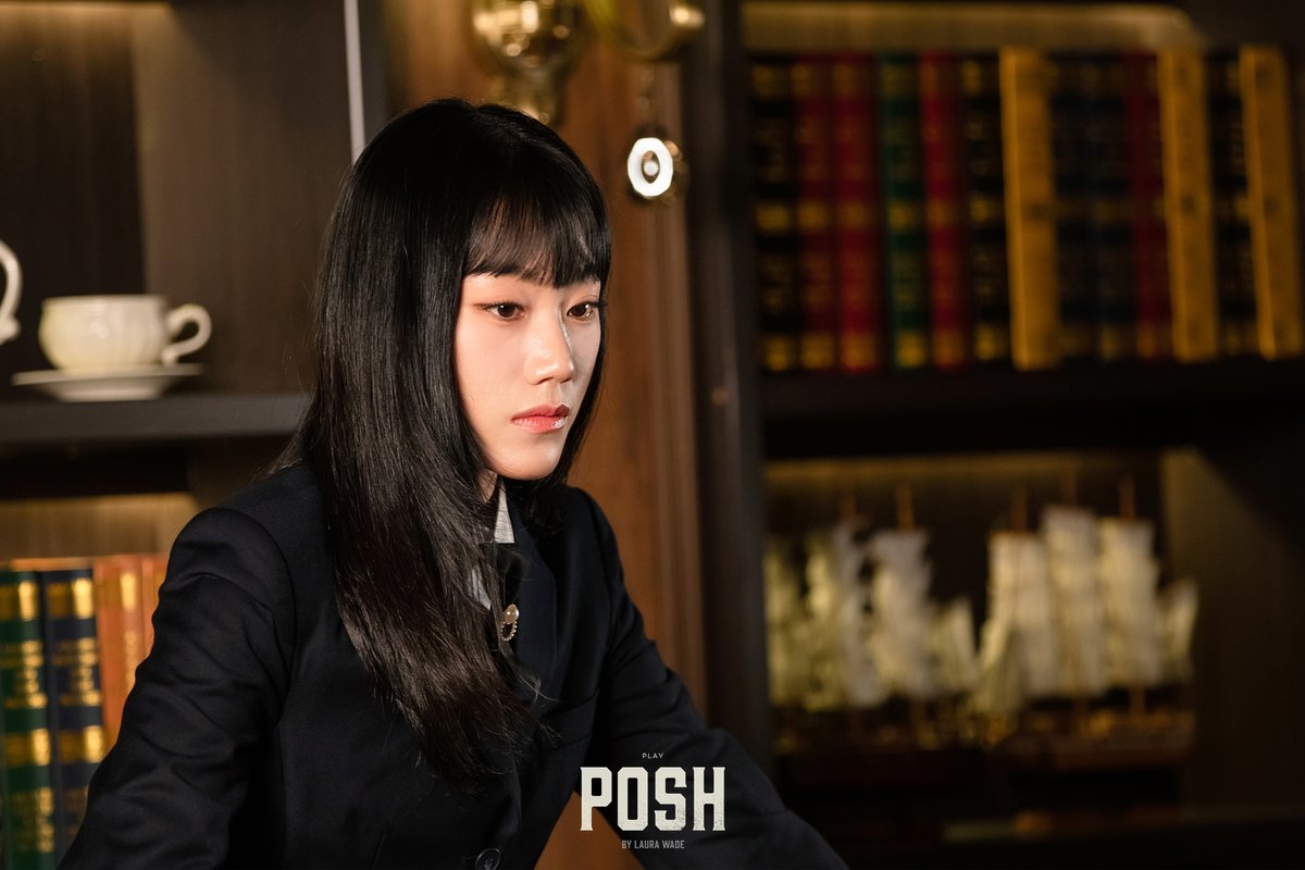 [#연극_포쉬] 프로필 사진 현장 스케치 공개🥂

“다시 시작해요. ‘라이엇 클럽’.”

가이役 
#이예준 #신상언 #이서현

-
2025.10.17 - 2026.01.11
링크아트센터드림 드림4관

#연극 #포쉬 #더블케이엔터테인먼트