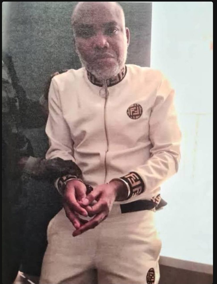 In the hall of justice, let truth take its stand,
Not the whispers of power, nor a govt’s hand.
A man stands in chain, yet his spirit is free
Judge Omotosho, let fairness be seen.
Not on technical shadows, nor fear of the throne,
But on merit and conscience, let justice be shown.