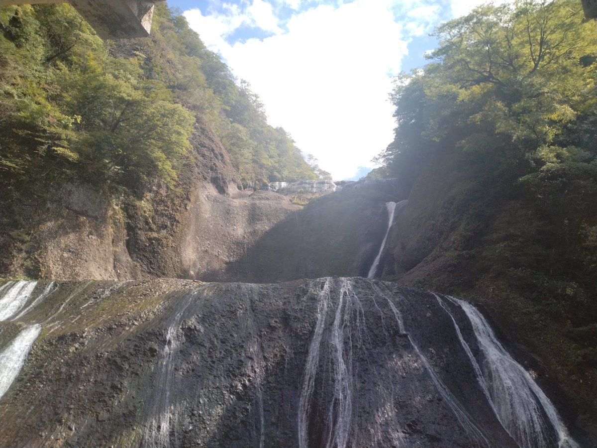 袋田の滝すごかった