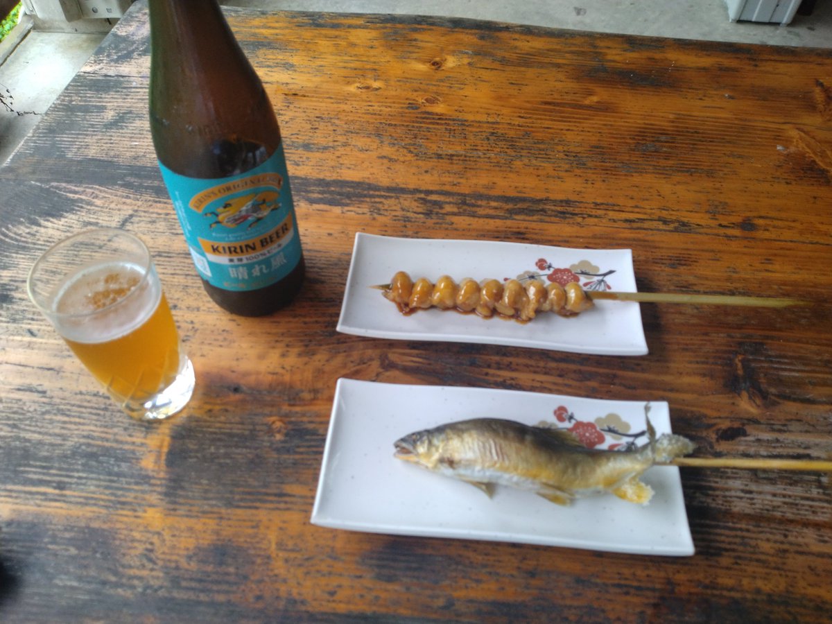 蚊に刺されながら飲むビールは美味い！