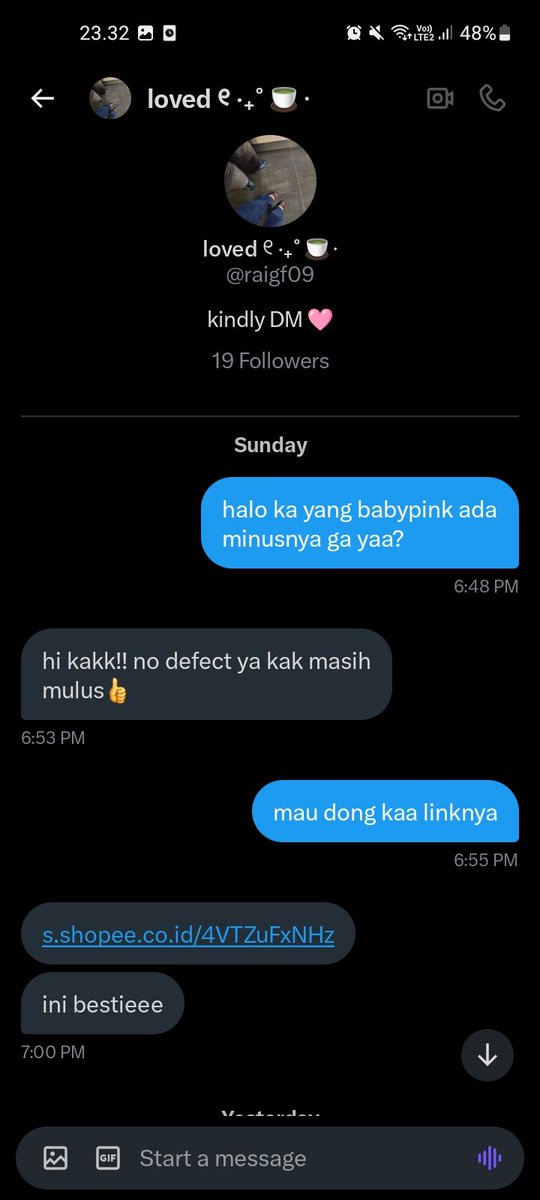 lovinlop69698's tweet image. spill seller ga jujur @raigf09 

awalnya dia nawarin kemeja slimfit babypink terus gua dm dan tanya ada minus atau engga. kalian liat sendiri jawabanya, dia bilang no defect. langsung lah gua co di hari itu juga. gua percaya karena foto produk dia juga ga ada noda (pict 4)