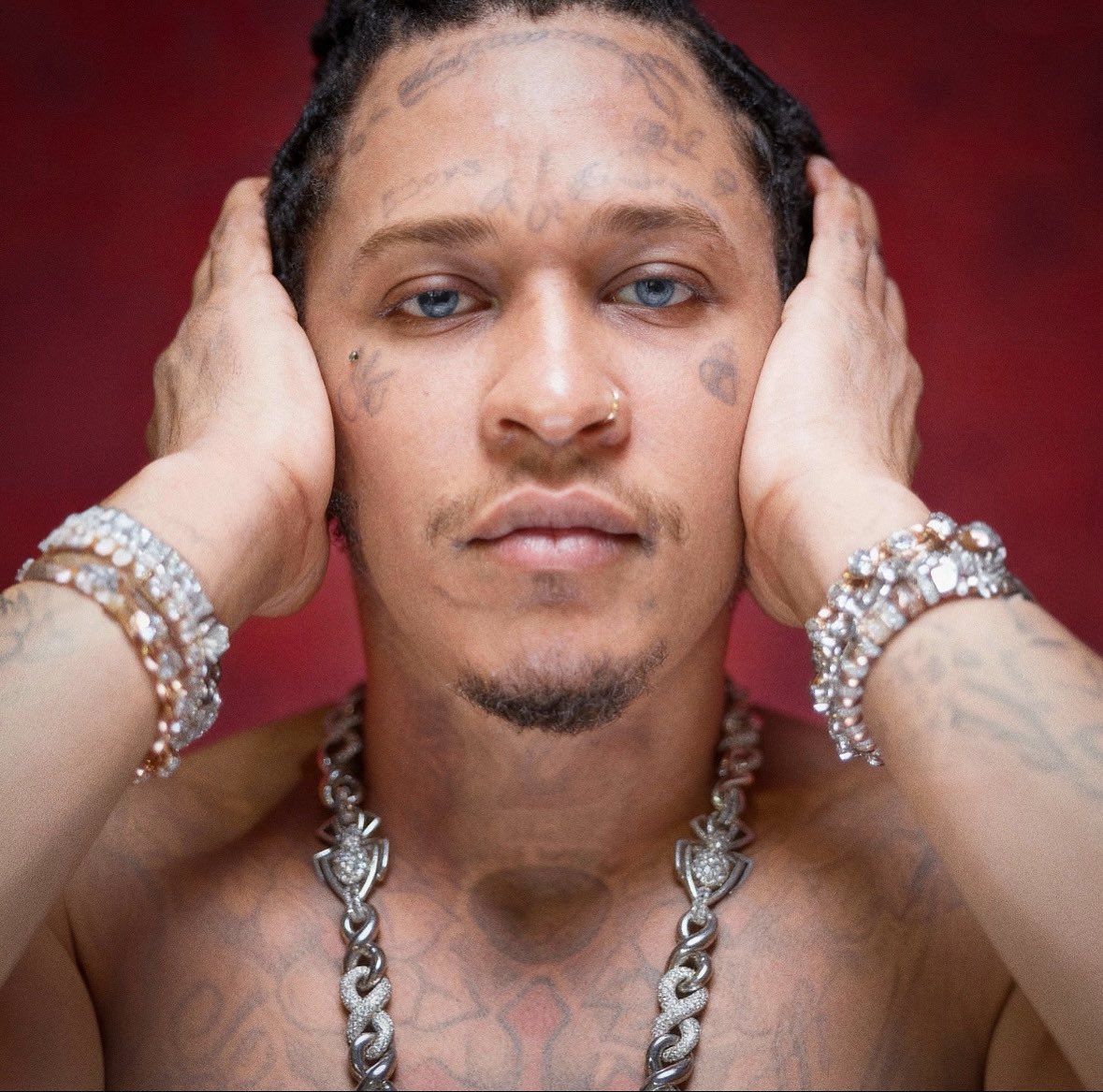 Uy scuti out now <a href="/youngthug/">Young Thug  ひ</a>

Did catch me I’m falling wit the guys 🎤