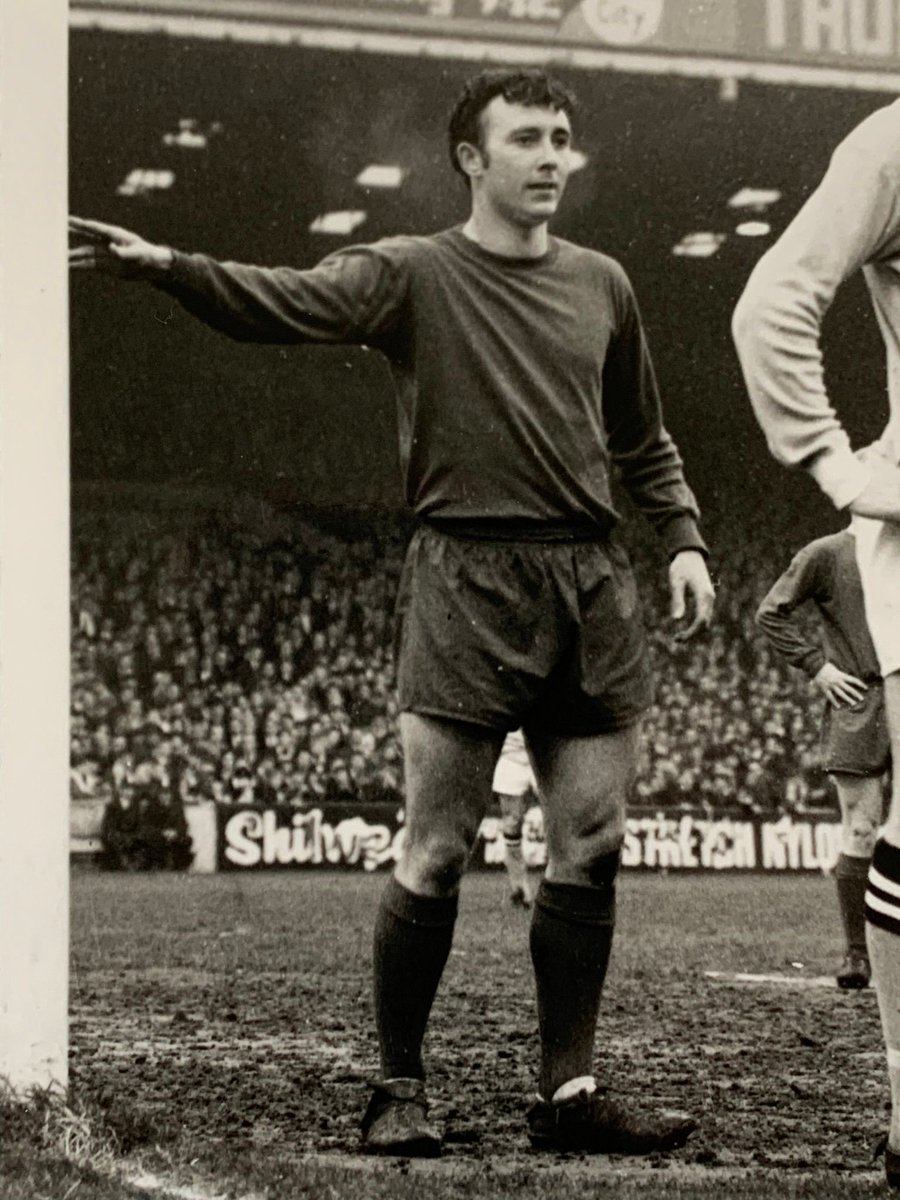 Bury Football Club sends its deepest sympathies to the family and friends of Roy Parnell, who passed away on 10th September, aged 81.

Obituary: buryfc.co.uk/roy-parnell-19…

#BuryFC #bfc140