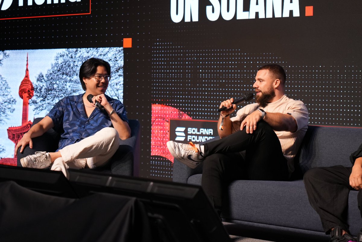 The summit closed with an energy-packed panel on why founders are choosing Solana 🌐⚡️
<a href="/simonmolitor/">simon | solana.id 🪷 (blkn/acc)</a> (Co-founder, <a href="/solanaidentity/">Solana ID 🪷</a> ), <a href="/gmryot/">Ryot 📕</a> (Co-founder, <a href="/xitadel_fi/">Xitadel</a> ), and <a href="/DLophem/">Daniel de Lophem 🐡</a> (Founder, <a href="/EatwithNomu/">Nomu</a>)  moderated by Eno <a href="/YouKnowEno/">Eno | DAT growth strategist</a>  (Chief Vibes Officer, <a href="/sanctumso/">Sanctum ☁️</a> )