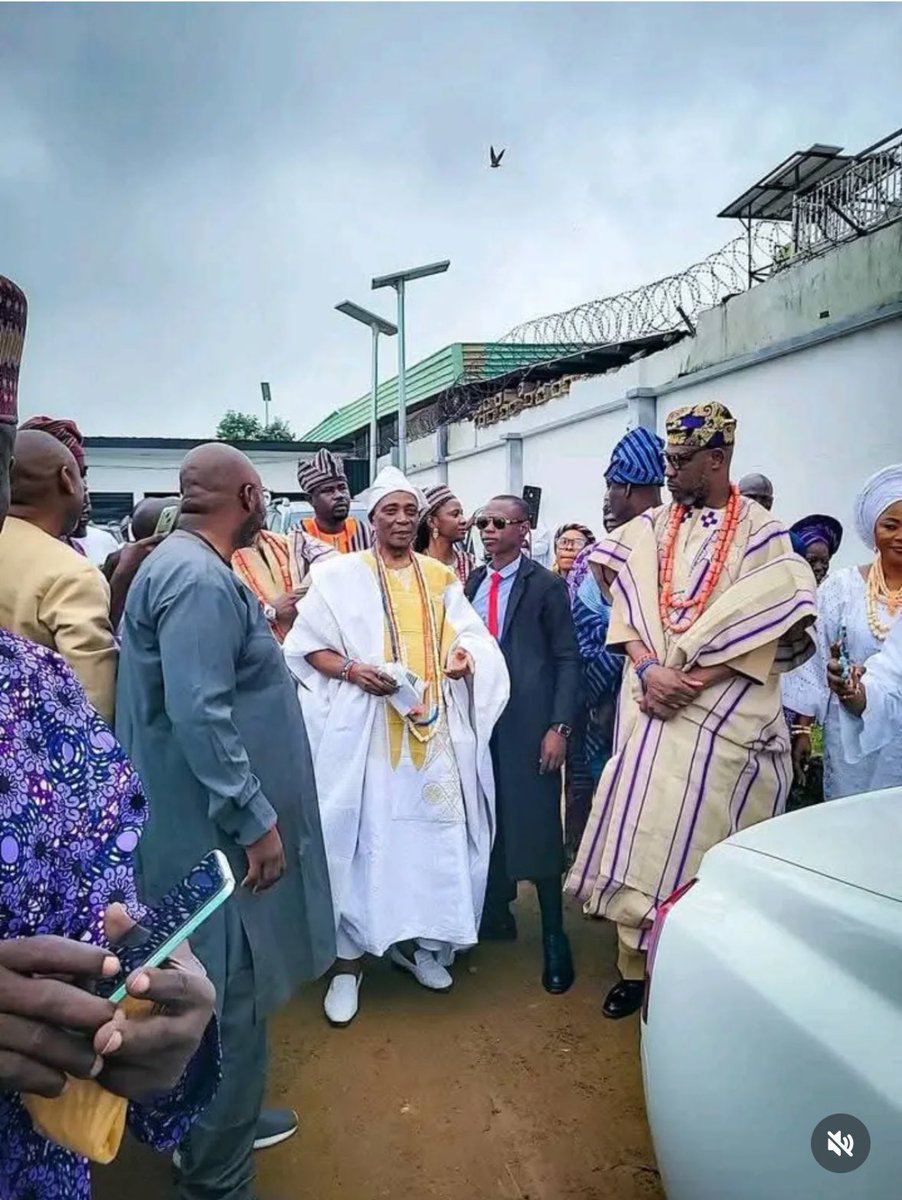 Oyindamola🙄 tweet media
