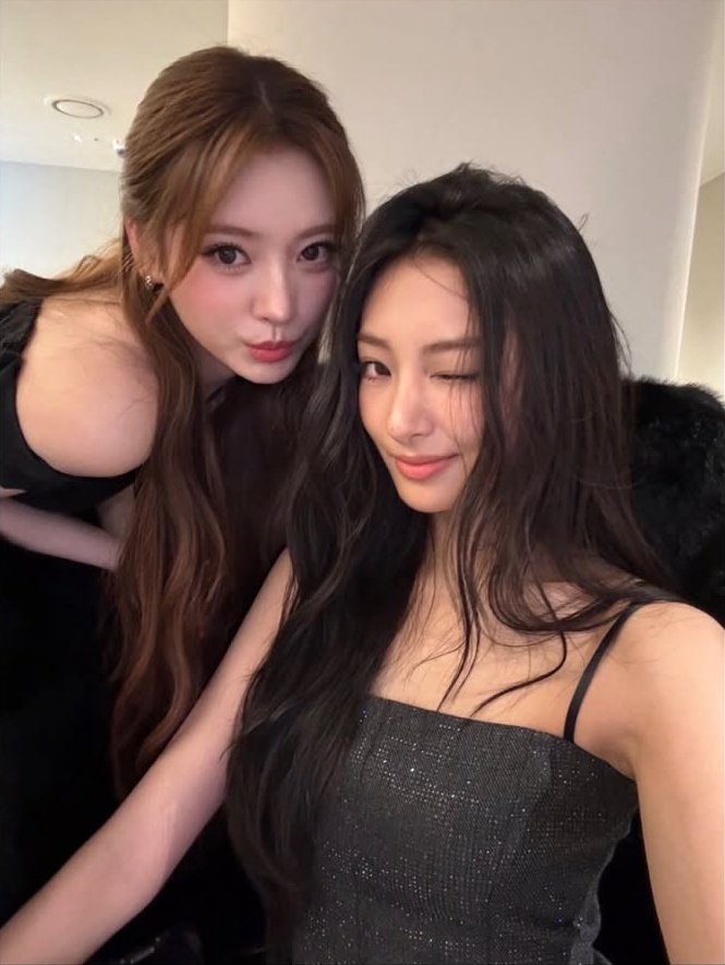 ultgawon's tweet image. ANNA becomes CHLOE&apos;S GLOBAL AMBASSADOR with her very own CHLOE 24/7 #flex