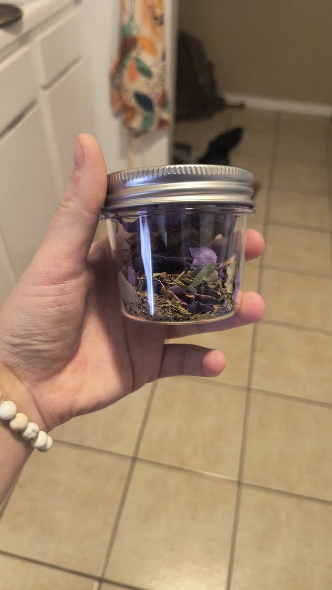 Hey you, do you like tea? What about herbal teas that provide certain properties like protection, or self love, or divine connection? 
You should check out my TikTok, im doing a giveaway that ends on September 30th for tea! Check out my first pinned video for details! @/NephDurr