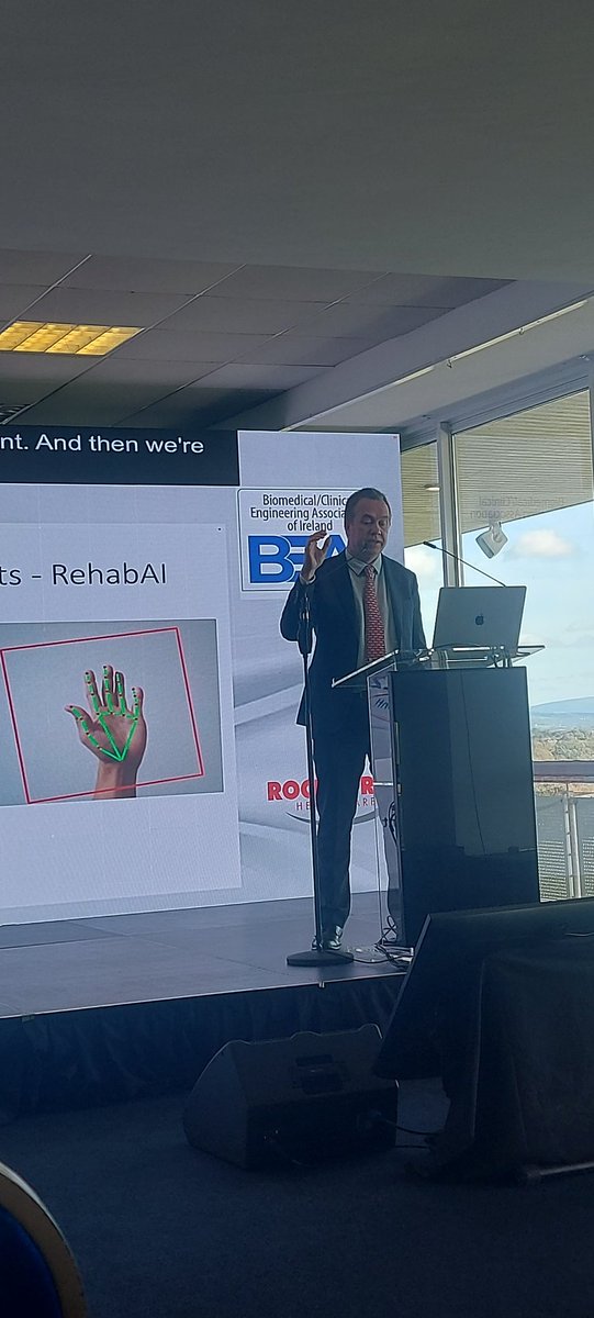 BioengineerGUH's tweet image. Excellent inspiring keynote address by @Physicianeer at the 2025 BEAI ASM Limerick.