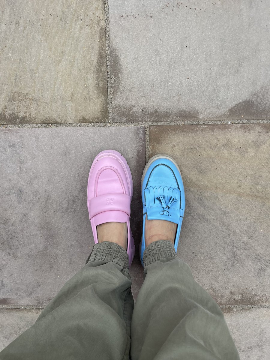 Šodien par dažādību un pieņemšanu.
#iekāpotrakurpēs