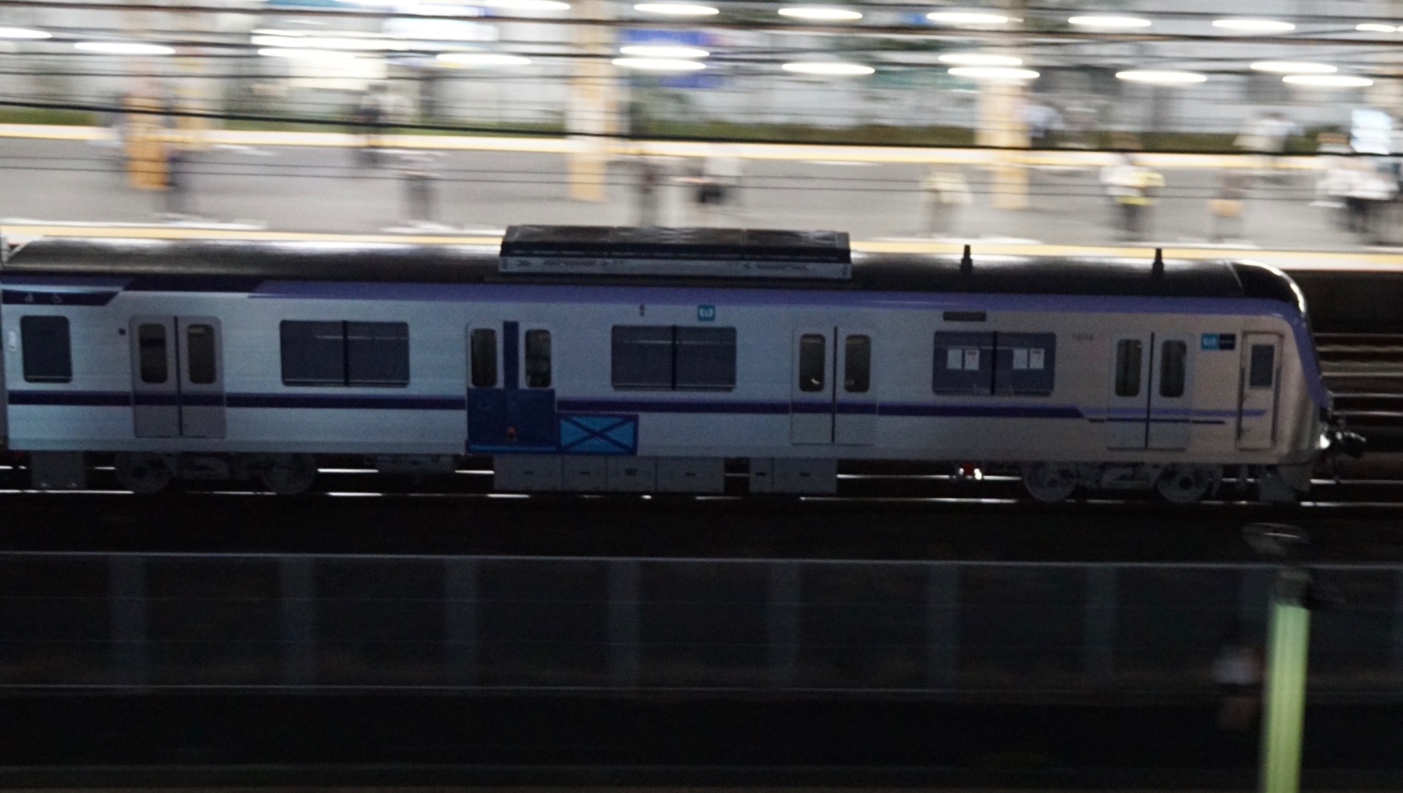 鉄道バラ文字 RWM]A0336 24系24型客車・金帯 夢空間 8両セット Nゲージ 鉄道