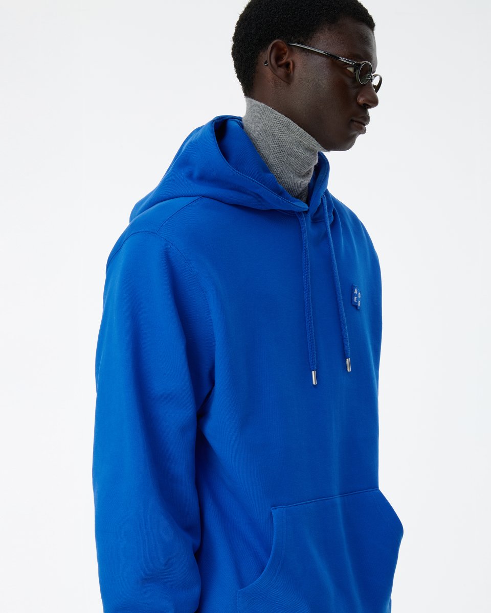 AderSignificant's tweet image. ADERERRORのSignificantから、シーズンレスな人気のSweat Set Collectionが登場。フーディー、スウェットシャツ、ジップアップ、スウェットパンツまで、日常からフォーマルまでさまざまにスタイリング可能です。詳しくは adererror.com をご覧ください。