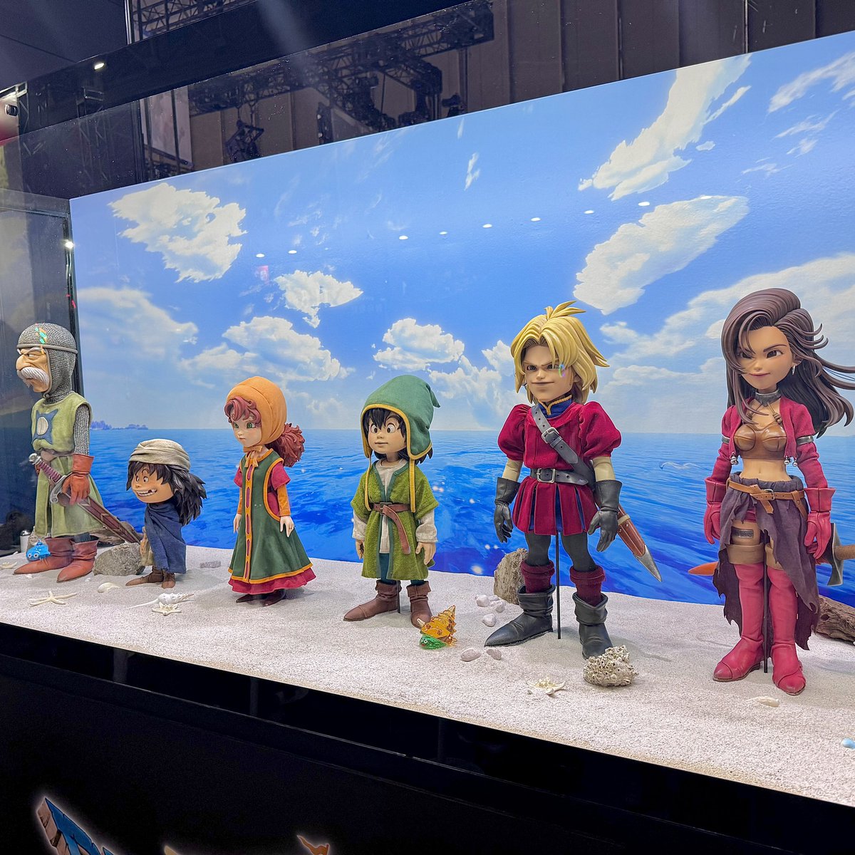 ゲームショウのスクエニブースにて、「ドラゴンクエストVII Reimagined