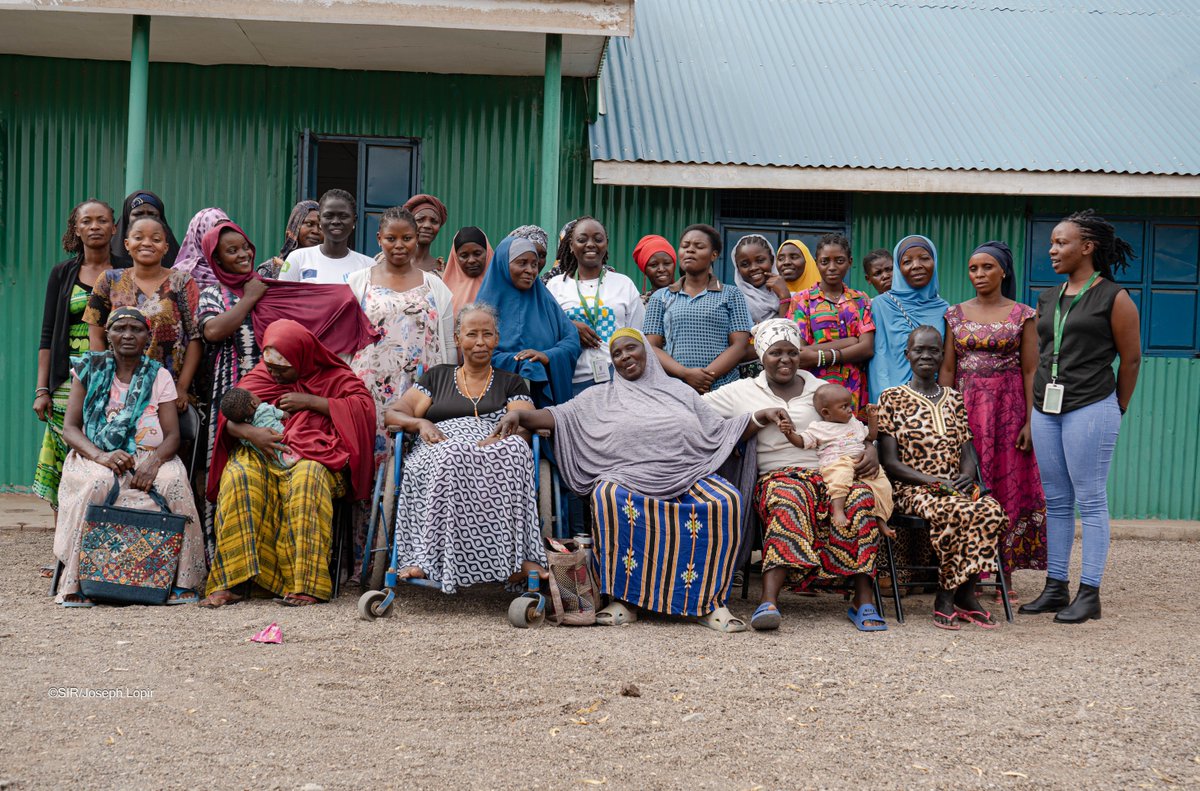 In Kakuma, refugee women with business ideas face one barrier no access to capital.

Through Lift One, Empower Two, 30 women trained in entrepreneurship are now ready for seed funding.
Grateful to Global Whole Being Fund.

#RefugeeEntrepreneurs #Kakuma #WomenInBusiness
