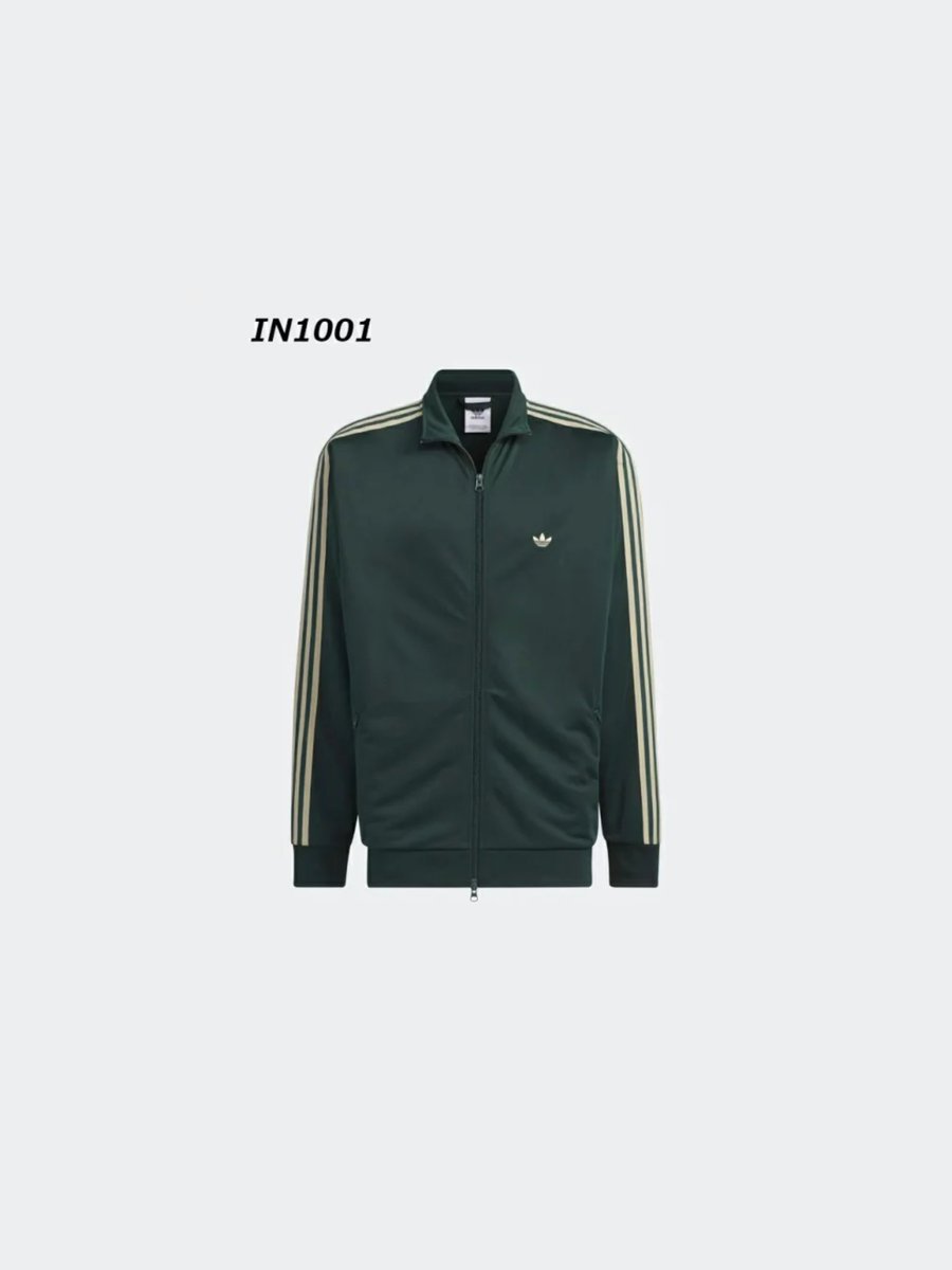 みき様❤️adidas♡美品 めちゃくちゃかわいい ジャージライン入り みき様❤️adidas♡美品 めちゃくちゃかわいい ジャージライン