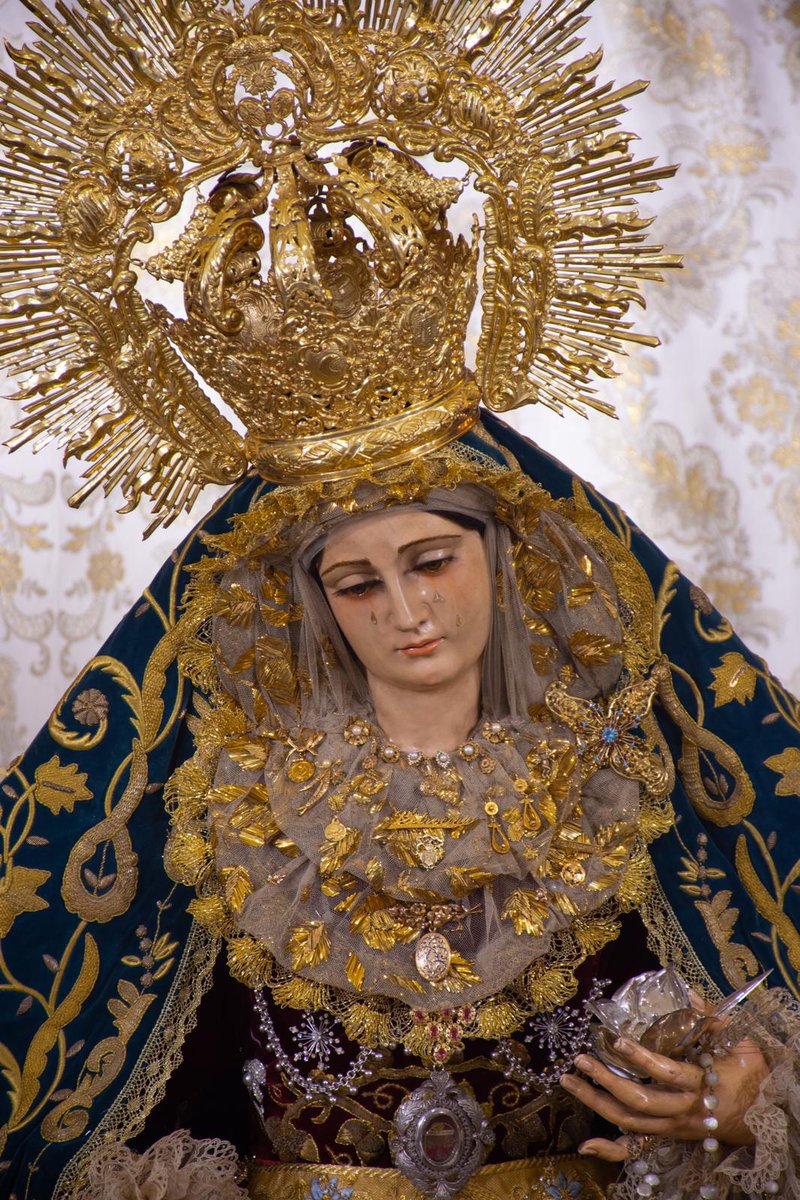 #VIERNESdeHERMANDAD | Como cada viernes, la Iglesia del Beato Diego abrirá sus puertas de 18:30 a 20:30 horas para la visita y veneración de nuestros Sagrados Titulares.