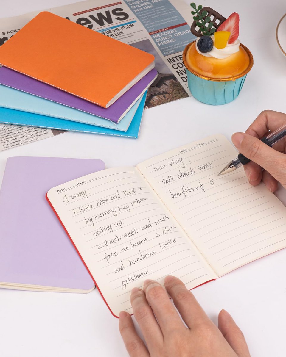 WenJuly42203's tweet image. 📓 I&apos;ve been keeping one of these tiny notebooks in my bag—they&apos;re the perfect size to slip right next to my wallet. Whenever a thought pops up, I can just jot it down on the smooth, thick paper.#pocketnotebook #ideasonthego #analogplanning #journalingcommunity #writeitdown