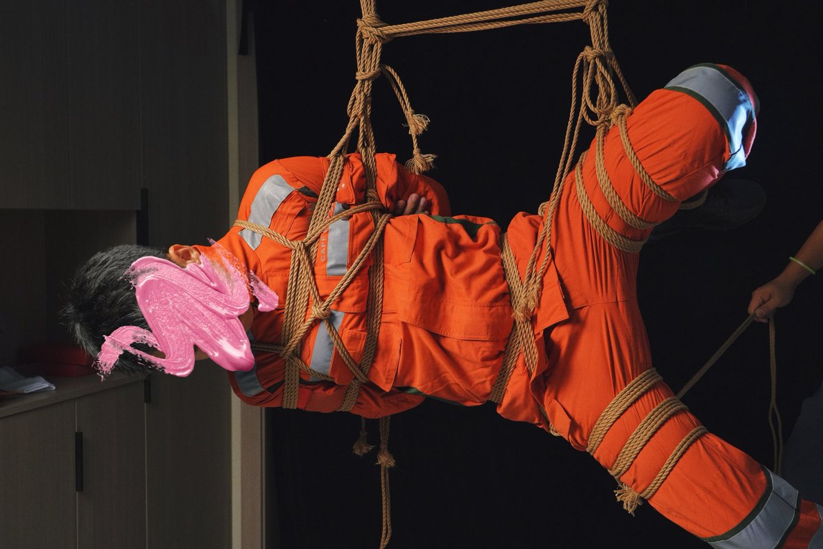 M:<a href="/Shan83702/">灿</a> 
🪢：<a href="/kongsouz/">空守</a>