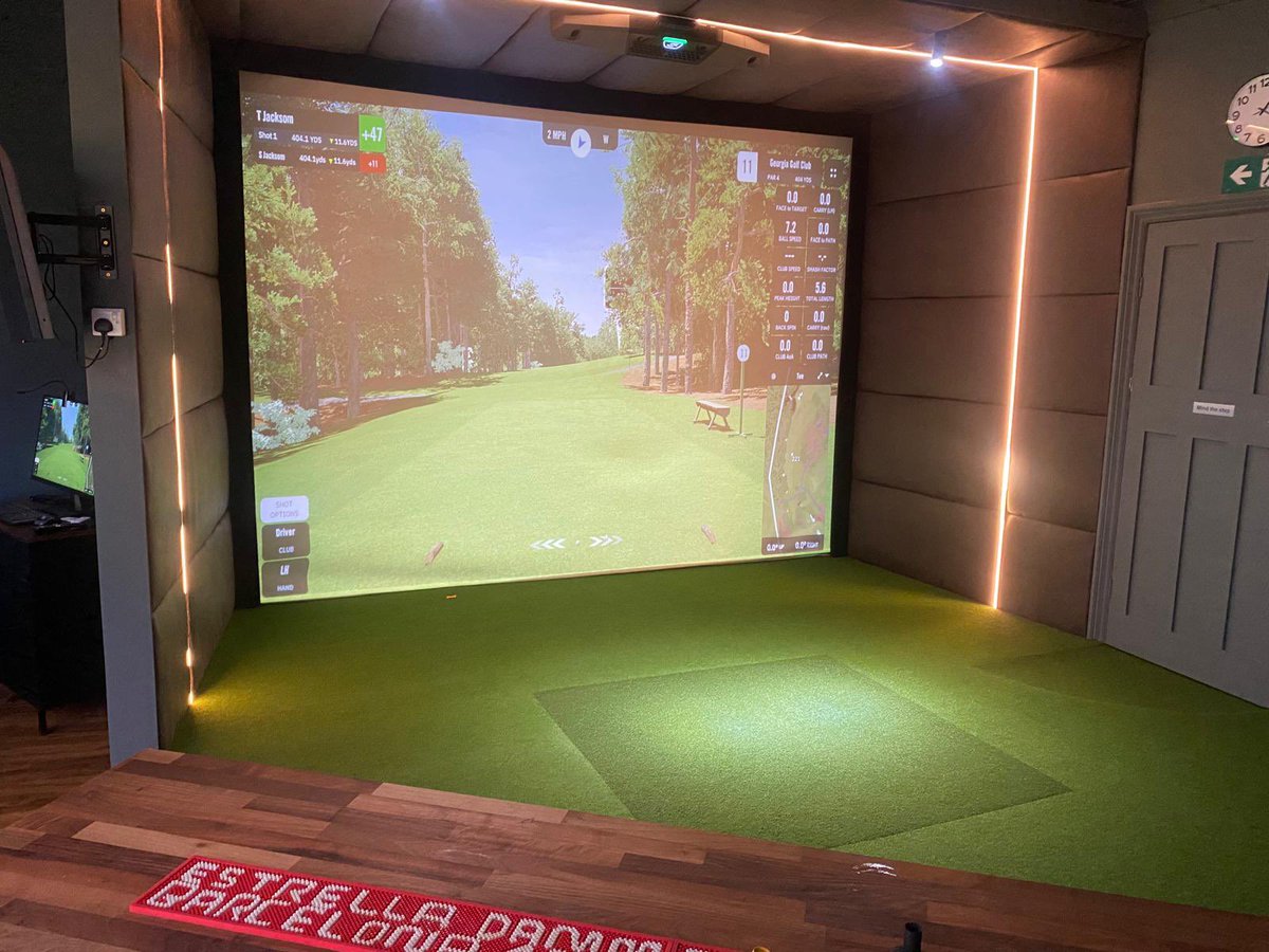 GolfLS18's tweet image. Ryder Cup Weekend! 🏌️‍♀️

Why not join us for a round and then stay to watch all the Ryder Cup action on our big screen 🖥️🍻

Or play Bethpage Black yourself on our indoor simulator! ⛳🎮

#RyderCup #indoorgolf #RyderCup2025 #golf