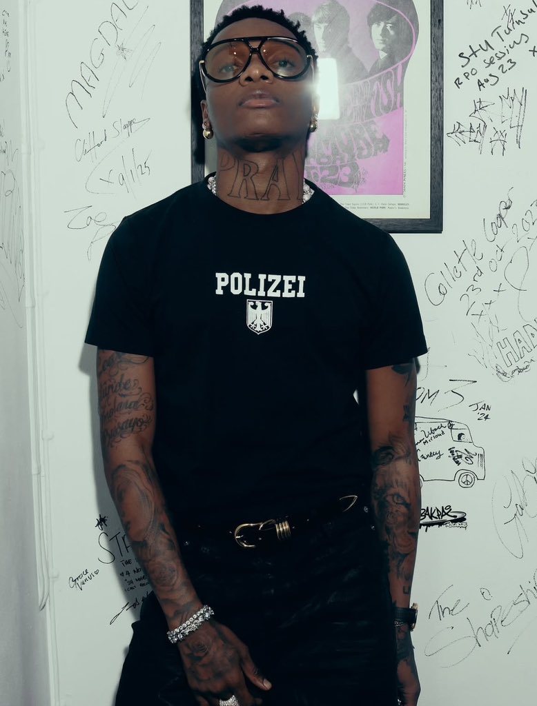 olfenzzylyte's tweet photo. After this one @wizkidayo no suppose give anybody verse again this one don dey ok for the rest of this year and half of next year https://t.co/Ji6B0GkD9w