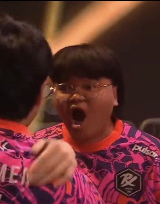 smthlikevivi's tweet photo. average prx player experience https://t.co/1LK4ih4fUO