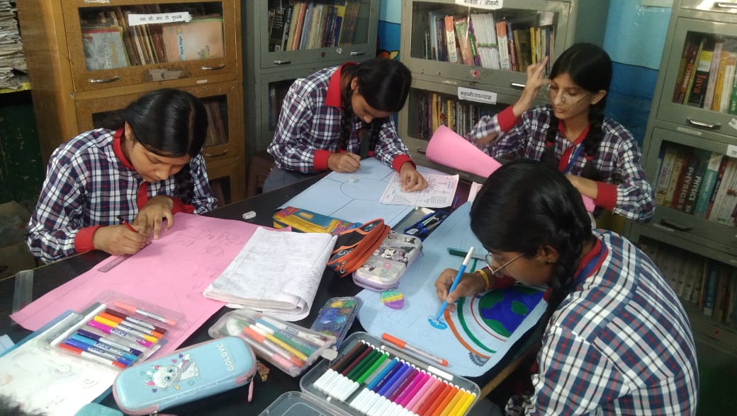 kvaug1947's tweet image. "विद्यालय में 'विकसित भारत' विषय पर पोस्टर मेकिंग गतिविधि  का आयोजन किया गया। विद्यार्थियों ने अपनी रचनात्मकता व कल्पनाशक्ति से सशक्त, आत्मनिर्भर और प्रगतिशील भारत की झलक अपने पोस्टरों में प्रस्तुत की। 🇮🇳✨ #ViksitBharat #PosterMaking #SchoolActivities"
@KVS_HQ
@EduMinOfIndia