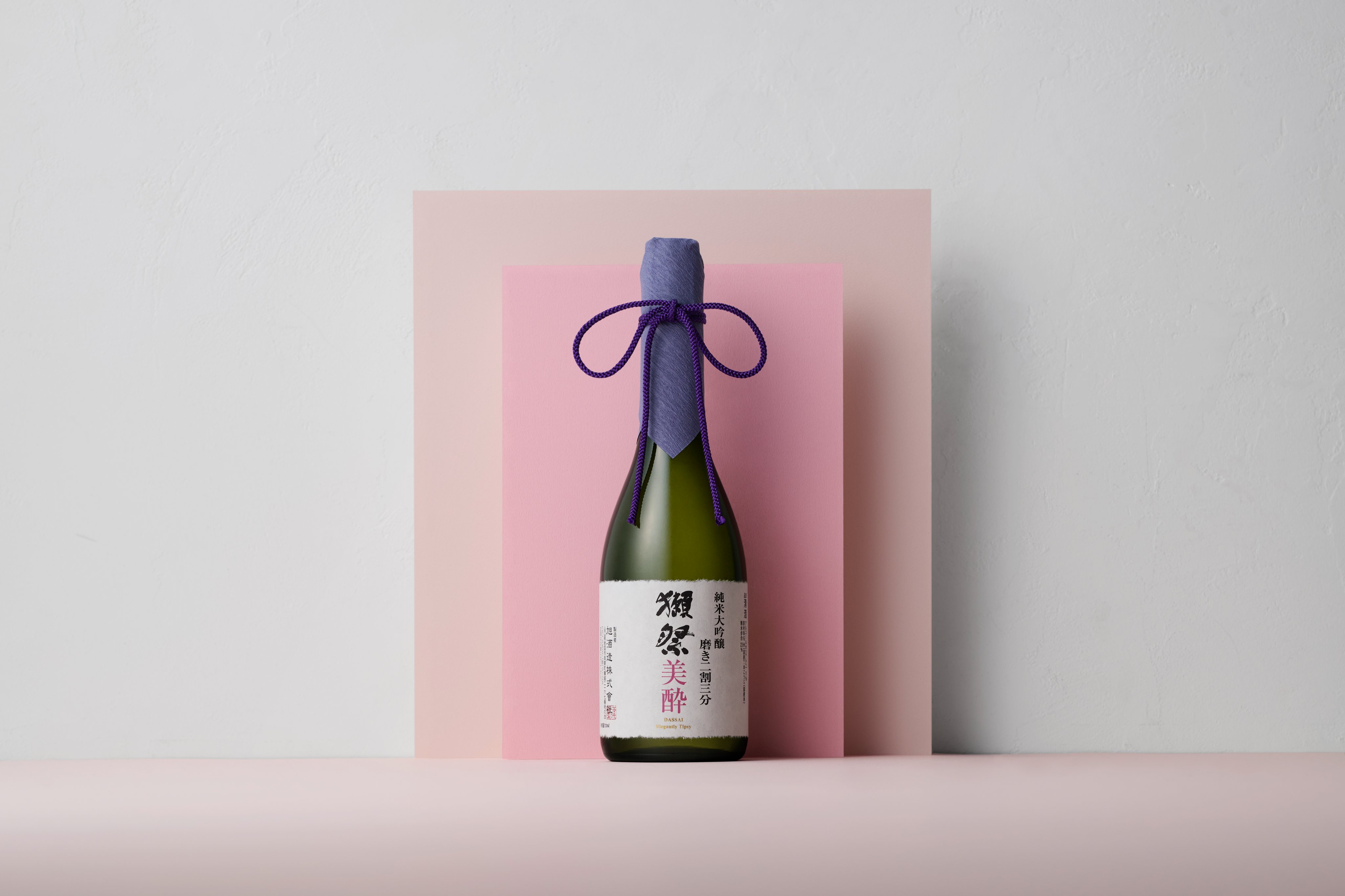 万博限定獺祭 大阪・関西万博でオーストリアとコラボした獺祭を販売 岩国の旭