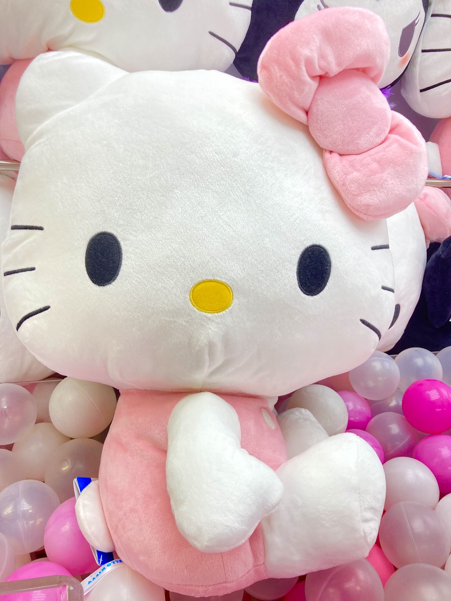 限定モモベリー　ハローキティぬいぐるみ　ピンクプッチ柄 限定モモベリー ハローキティぬいぐるみ ピンクプッチ柄