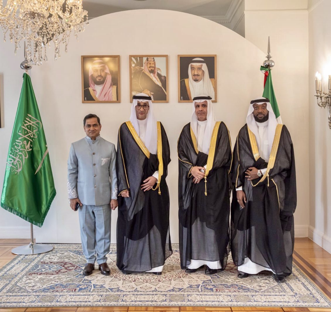 Honored to attend the reception hosted by Saudi Ambassador H.E. Fahad Ali H. Almunawer at his residence in Mexico City. Thanks for the warm welcome and generous hospitality <a href="/KsaEmbassyMX/">Emb. Arabia Saudita en México</a>