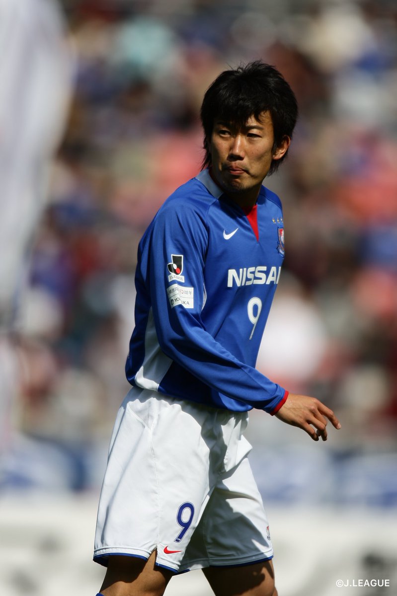 横浜FC 渡邉千真 サイン入りユニ オンラインストア限定】8/27(土)より「渡邉千真選手Jリーグ通算