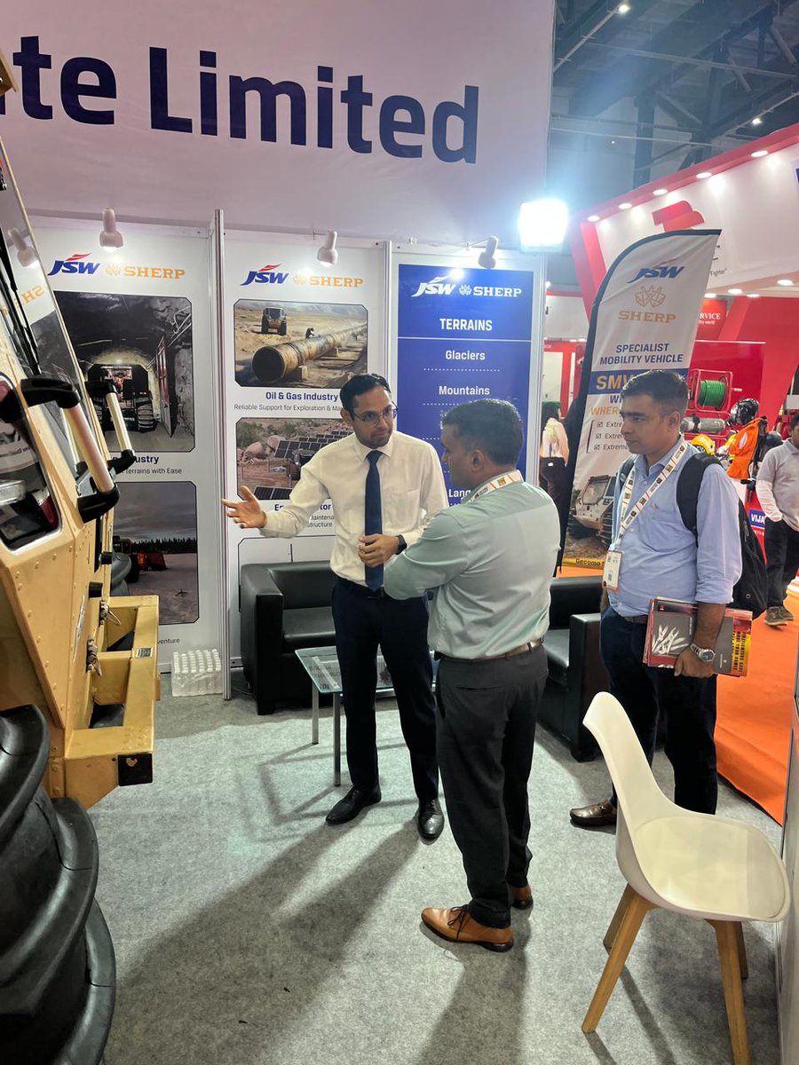 gecomosmv tweet media