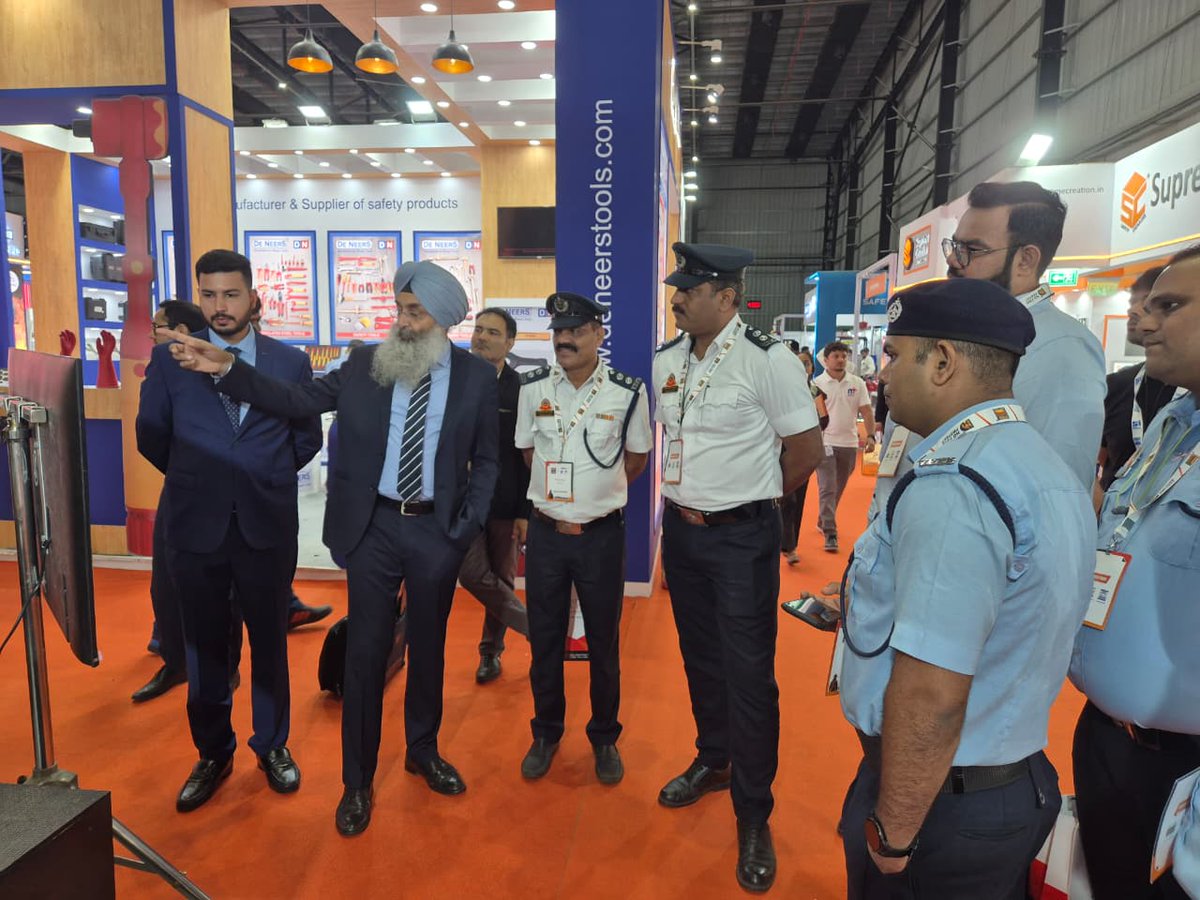 gecomosmv tweet media