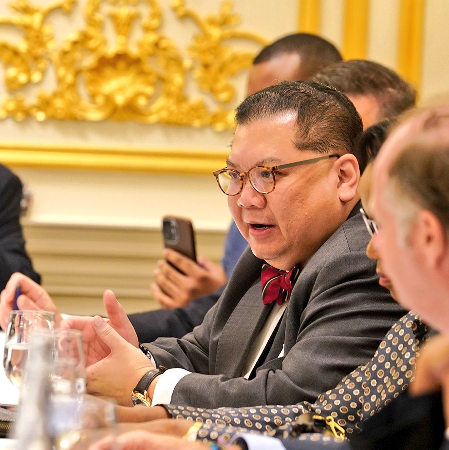 Thanks to <a href="/BCIU/">BCIU</a> for an important roundtable during #UNGA80🇺🇳 on #CriticalMinerals, bringing together the #DRC🇨🇩’s new Mines Minister, H.E. <a href="/LouisWKabamba/">Louis Watum Kabamba</a>, &amp; important #USA🇺🇸 &amp; other key investors. Pleased to represent the Ivanhoe group — the minister is an <a href="/IvanhoeMines_/">Ivanhoe Mines</a> alumnus.