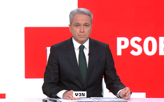 atresmediacom's tweet photo. #Audiencias I

👉 Los informativos de @antena3com siguen a la cabeza de LO+VISTO en TV

🏆 @A3Noticias 2 lidera el top con su emisión MÁS VISTA desde junio con 2.159.000 seguidores, un 20,2% y 3.255.000 espectadores únicos

🏆 @A3Noticias 1 sigue IMBATIBLE con +2 M, un 23,3% y 2,9 M de espectadores únicos