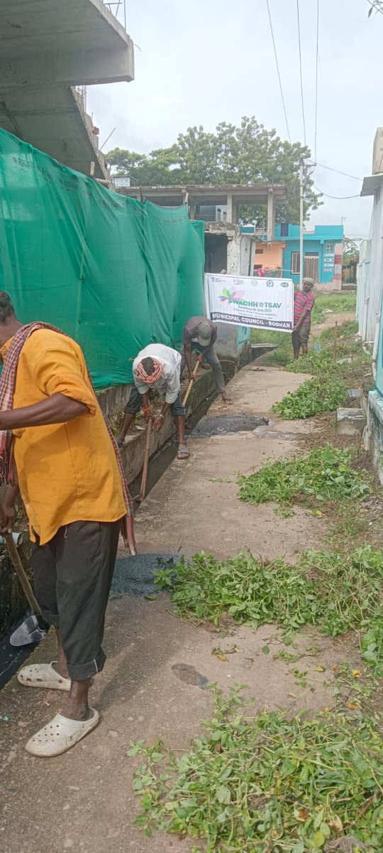 MC_Bodhan's tweet photo. Swachhata Hi Seva 2025 @ Bodhan Municipality
@MoHUA_India
@tksreedevi
@cdmatelangana
@SwachhBharatGov
@SBMU_Telangana
@tgmepma https://t.co/qBdgTC5ldP