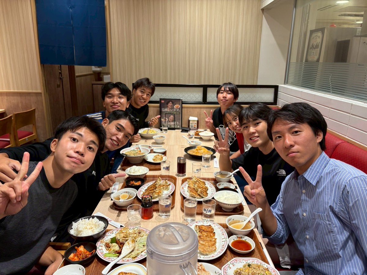 nakanokenta_'s tweet photo. イベントチームの企画で皆んなでご飯に行きました！！とても楽しかったです！！
イベントチームの皆さん企画ありがとうございます😊
#文教大学体育会サッカー部 https://t.co/25Q9tlQqli