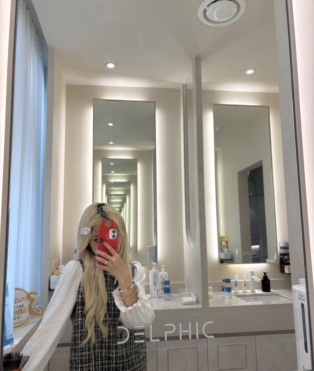 iamaina1026's tweet image. 私の1軍韓国クリニック圧倒的ここ❣️
新論峴駅直結で、全てがスムーズでノーストレス、院内も綺麗で日本語対応可能でみんな優しい🥲LDMや肌管理の効果抜群。死ぬほど安い。この立地、効果、サービスで安いのが謎すぎるくらい🥹💖 #LDM #韓国美容 #韓国皮膚科 #デルフィッククリニック #PR