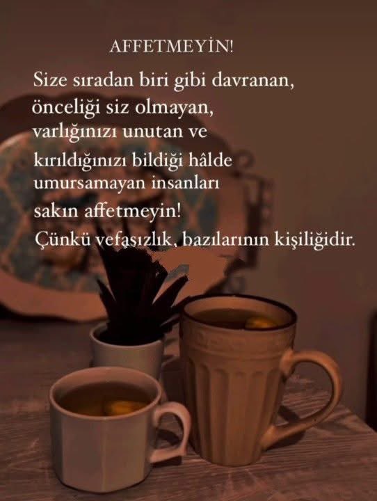 Vefa bir gönüle sadakatla bağlı kalmak ve ondan asla vazgeçmemektir..💞