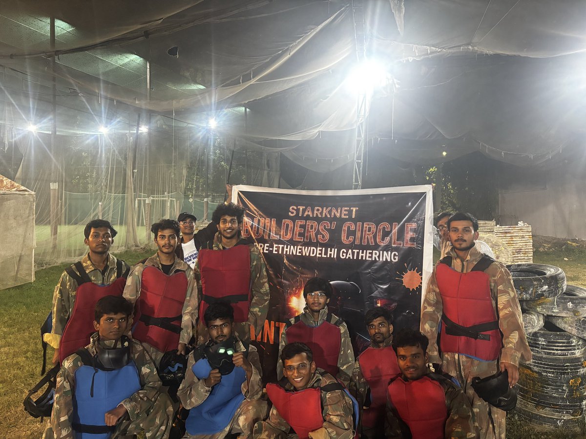 Web3spell's tweet image. BOOM 💥 

Starknet Builders Circle just went dhamaalastic furious 🫠

Started chill with Starknet insights + founder talks , degens are building cool products on Starknet, munched on snacks 🍕🥤… then the REAL fun began, paintball shots fatak fatak BOOM 🔫

Everyone went insane…