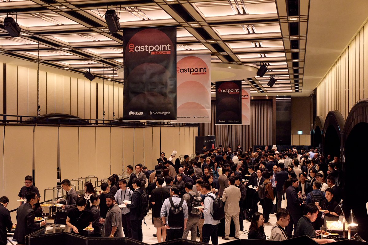 0xEastPoint's tweet image. EastPoint:Seoul 2025 Concludes with Strong Momentum
We extend our sincere gratitude to all who joined us for the inaugural EastPoint:Seoul, organized by Hashed (@hashed_official) and Bloomingbit (@bloomingbit_io), and co-hosted by The Korea Economic Daily (@hankyungmedia) and…