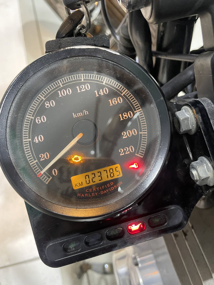 D___0801's tweet photo. FCR-062の6回目の投入を終え

走行距離: 137㎞
給油: 7.7L
燃費: 17.40㎞

前回との差がまた凄いな。。。
高速も乗ってないし、下道だけだったんだけど、何が影響してるんだろう。。。 https://t.co/ue4hipLgfR