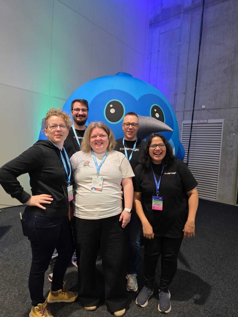 codemagicio's tweet image. โ๏ธ Day 3 at #FlutterConEU โ the Codemagic team is all set and ready for another amazing day! ๐๐
๐ Donโt miss our raffle at 1:00 PM at the Codemagic booth โ win some awesome prizesโจ
Come say hi, chat CI/CD, and letโs make the final day unforgettable! ๐
#ftcon25eu