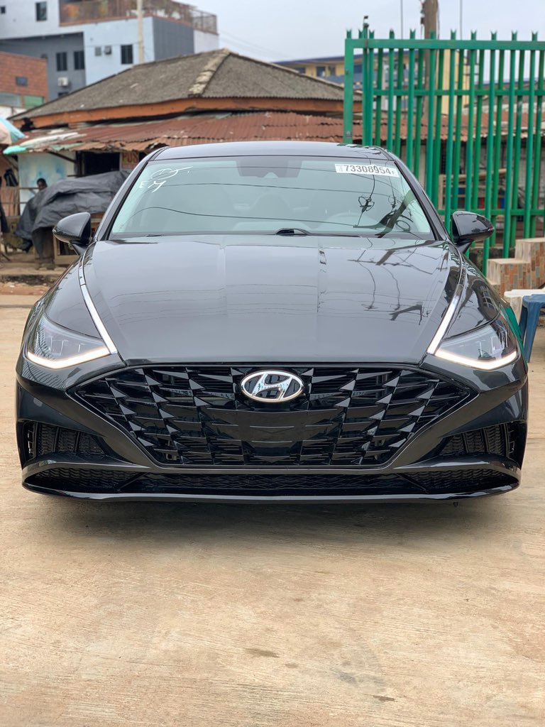 Available cars 

1.2014 ford explorer (foreign used) price:17m
2.2013 Lexus Es350 (foreign used) price:19.9m
3.dodge charger R/T (foreign used) price:14m
4.2020 Hyundai sonata (fore Yusuf) price:35m