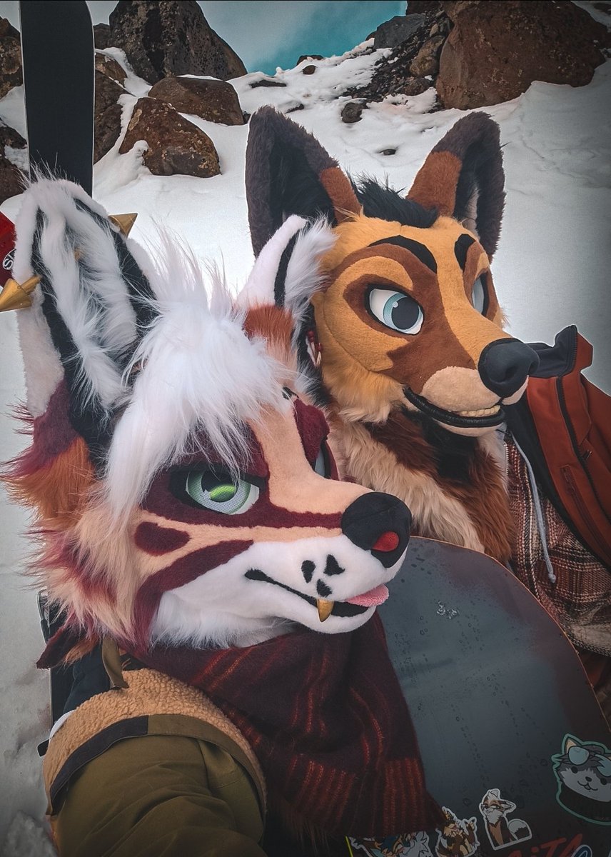 Getting later in the season, Spring slush time!! ❄️🏔
#FursuitFriday