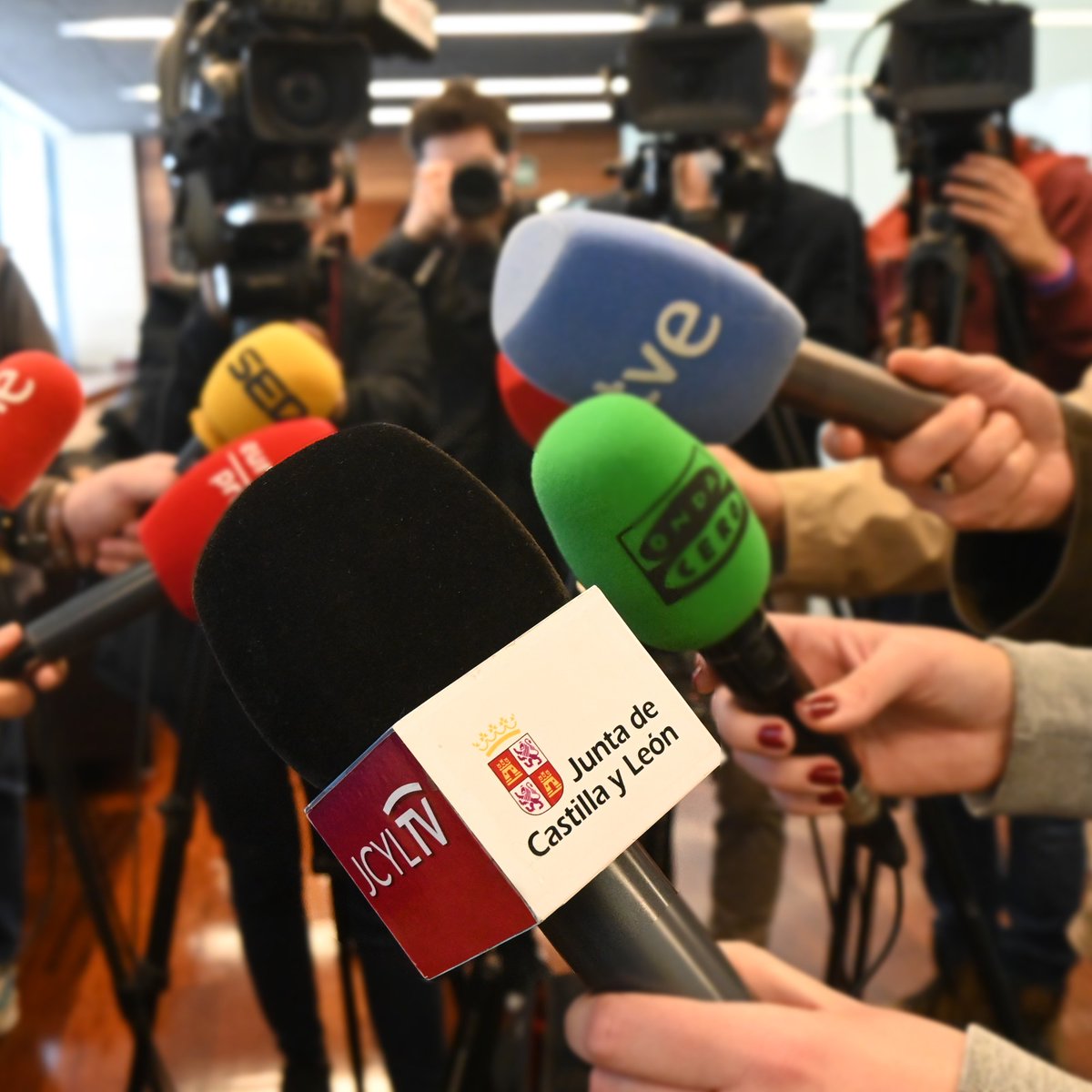 Tweet media one