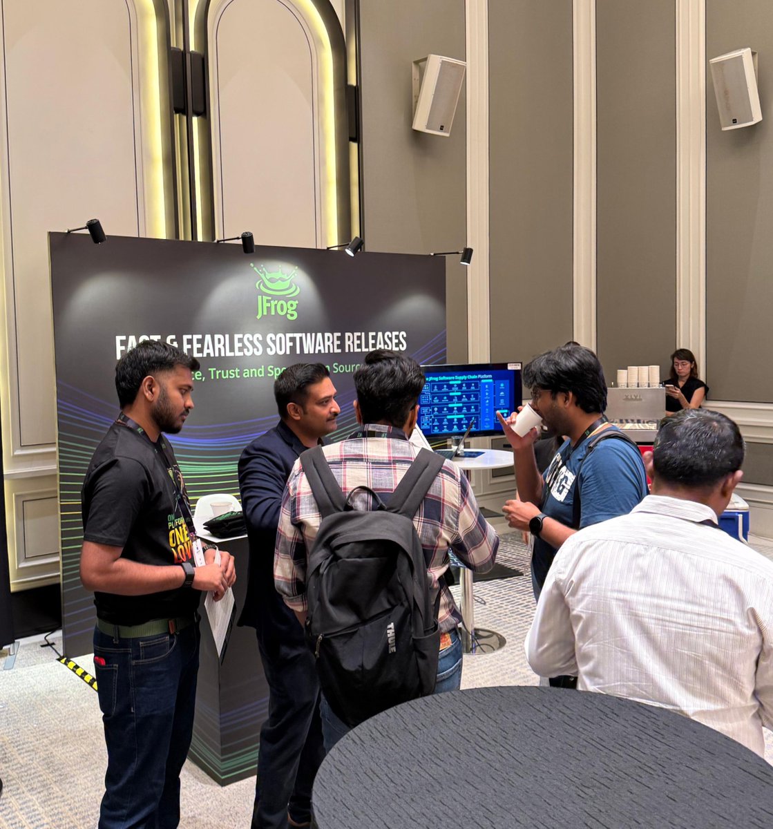jfrog's tweet image. That’s a wrap on #DevOps Summit Singapore!

What an incredible day connecting with ForefrontTechLeadersCommunity, exchanging ideas, and showcasing how #AIdriven #DevSecOps is shaping the future of #software delivery.

A special highlight was the session by Yashaswi Mudumbai, Sr.…