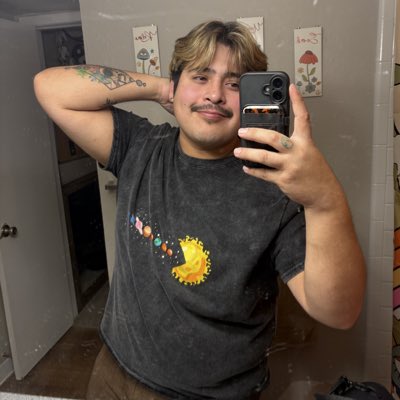 My hair has me feeling real cute 😘