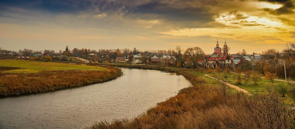 Nos voyageurs sont de retour à Moscou 🇷🇺 après une semaine sur l’Anneau d’Or

🛕 « Souzdal est incroyable ! »
🐻 « Personne n’a été attaqué par un ours 😅 »
🌿 « Paisible, reposant, belles énergies ! »
⛪ « Autant d’églises que nos châteaux… mais en plus spirituel !